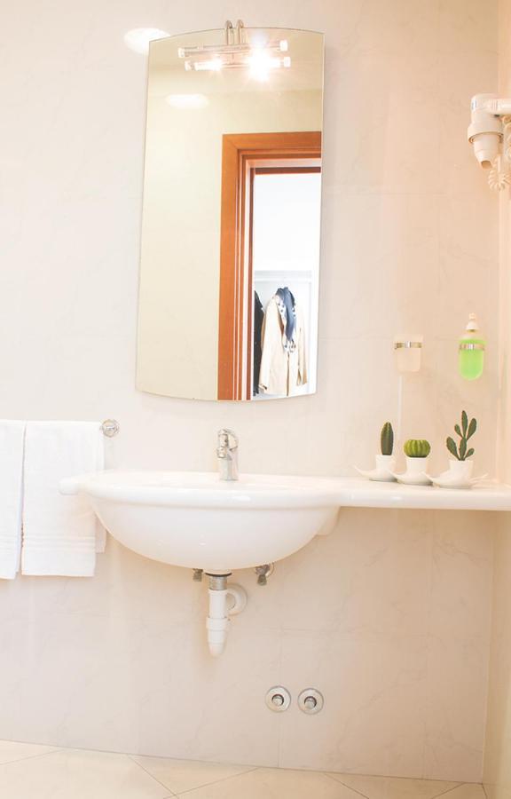 Accanto Al Centro B&B Prato  Eksteriør billede